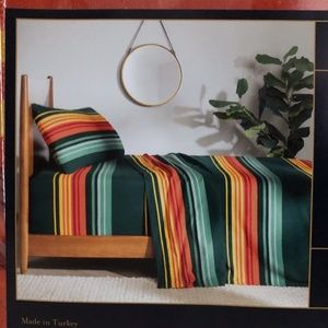 COPY - Pendleton Woolen Mills - Twin Size Flannel Sheet Set (3 piece)